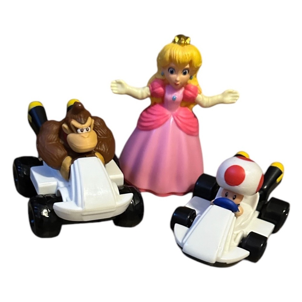 Nintendo Super Mario Little Toys- Princess Peach, Toadette,
Donkey Kong